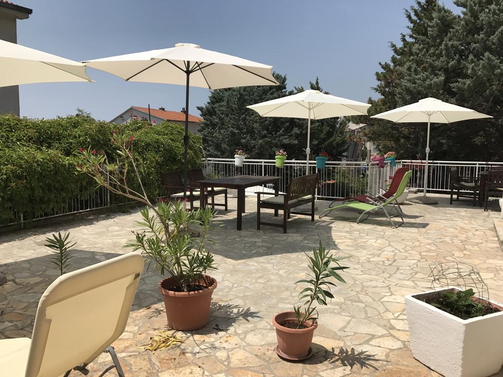 Apartments Tepavac Novi Vinodolski Exterior foto